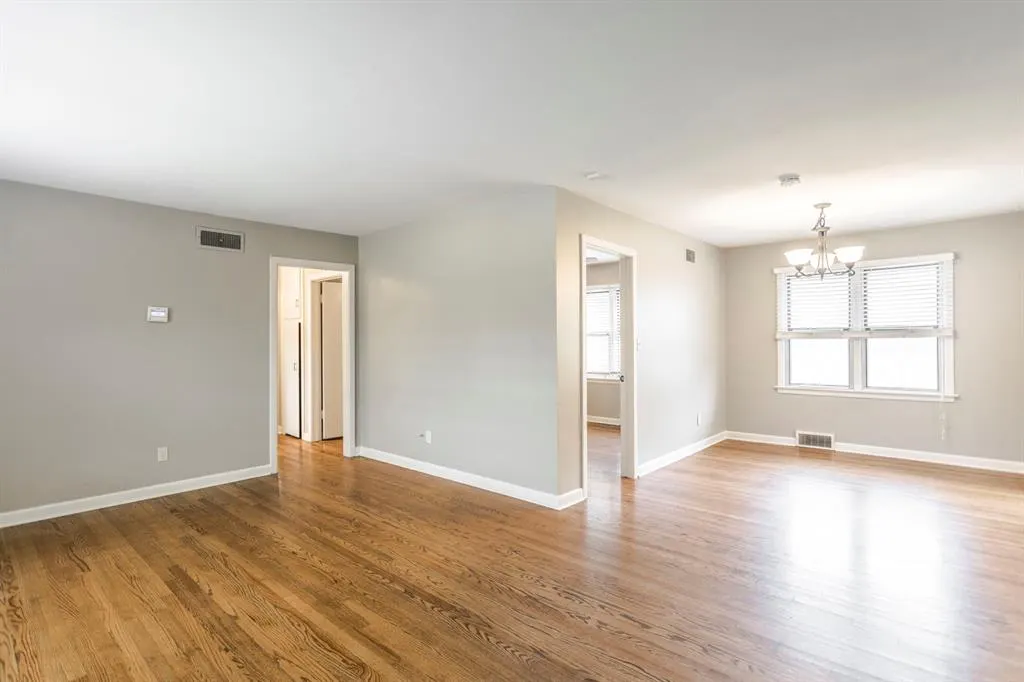 Photo 3 — 3020 NW 71st Street, Oklahoma City, OK 73116
