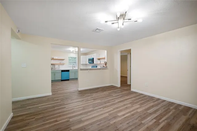 Photo 8 — 709 SW Jefferson Avenue, Lawton, OK 73501