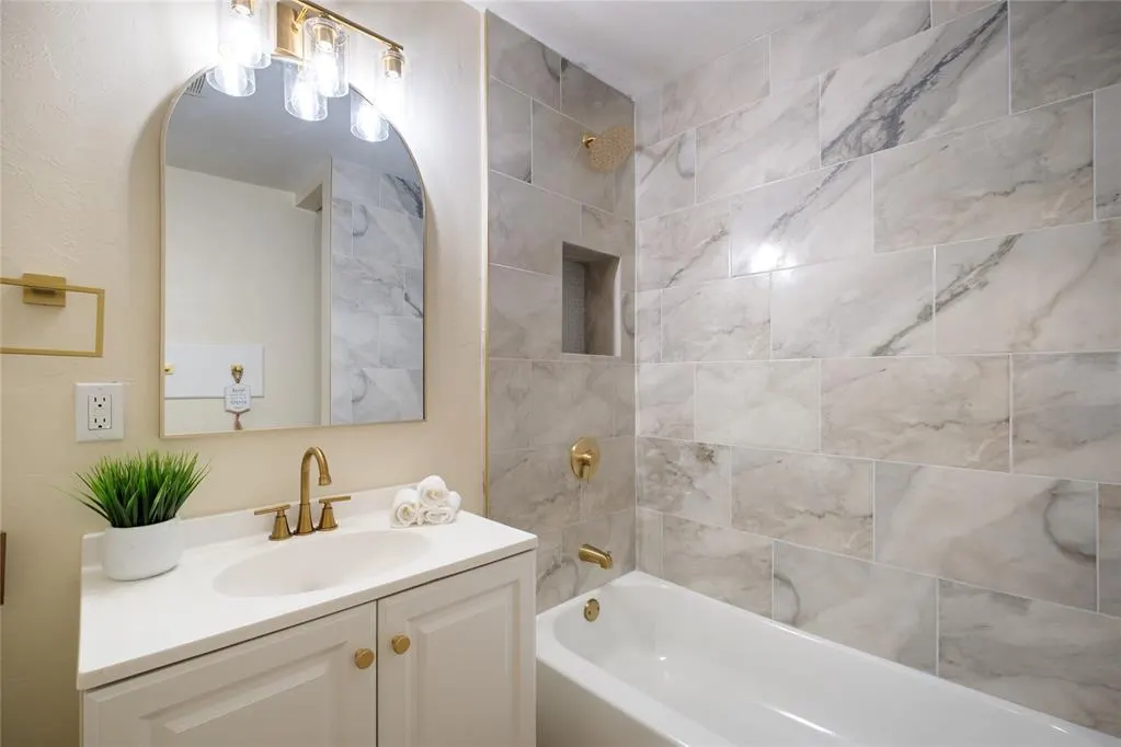 Photo 25 — 709 SW Jefferson Avenue, Lawton, OK 73501