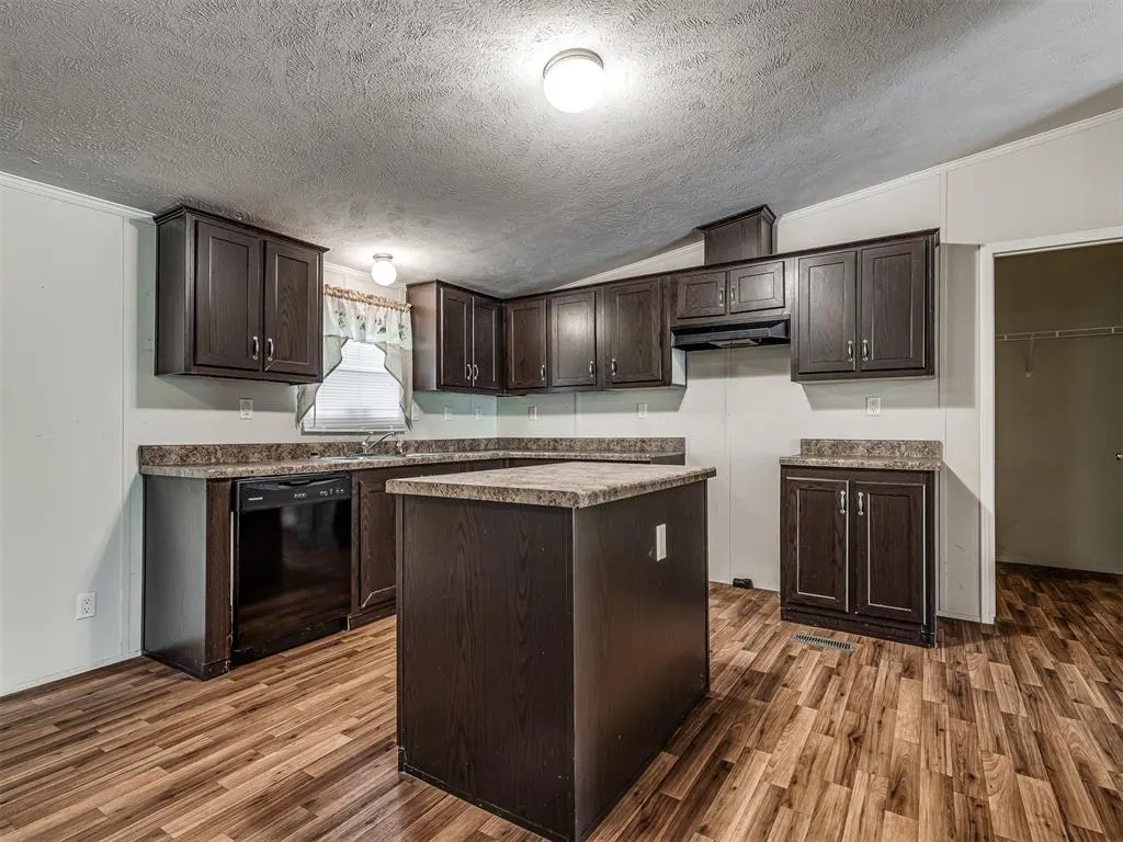 Photo 12 — 355370 E 970 Road, Sparks, OK 74869