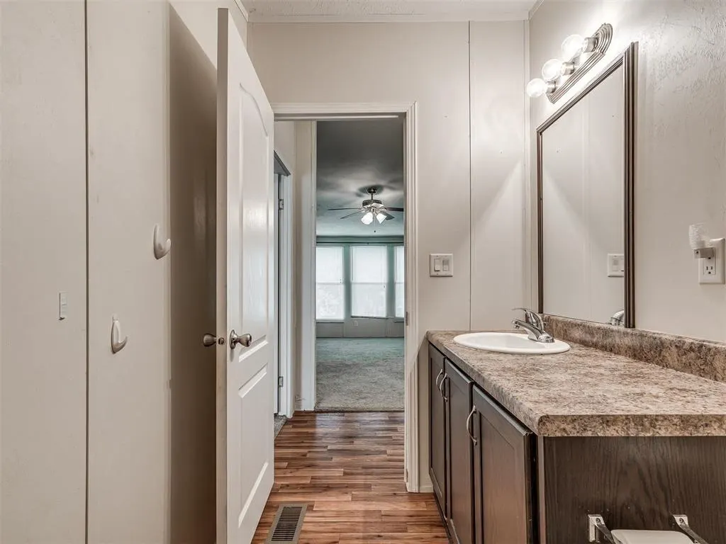 Photo 33 — 355370 E 970 Road, Sparks, OK 74869