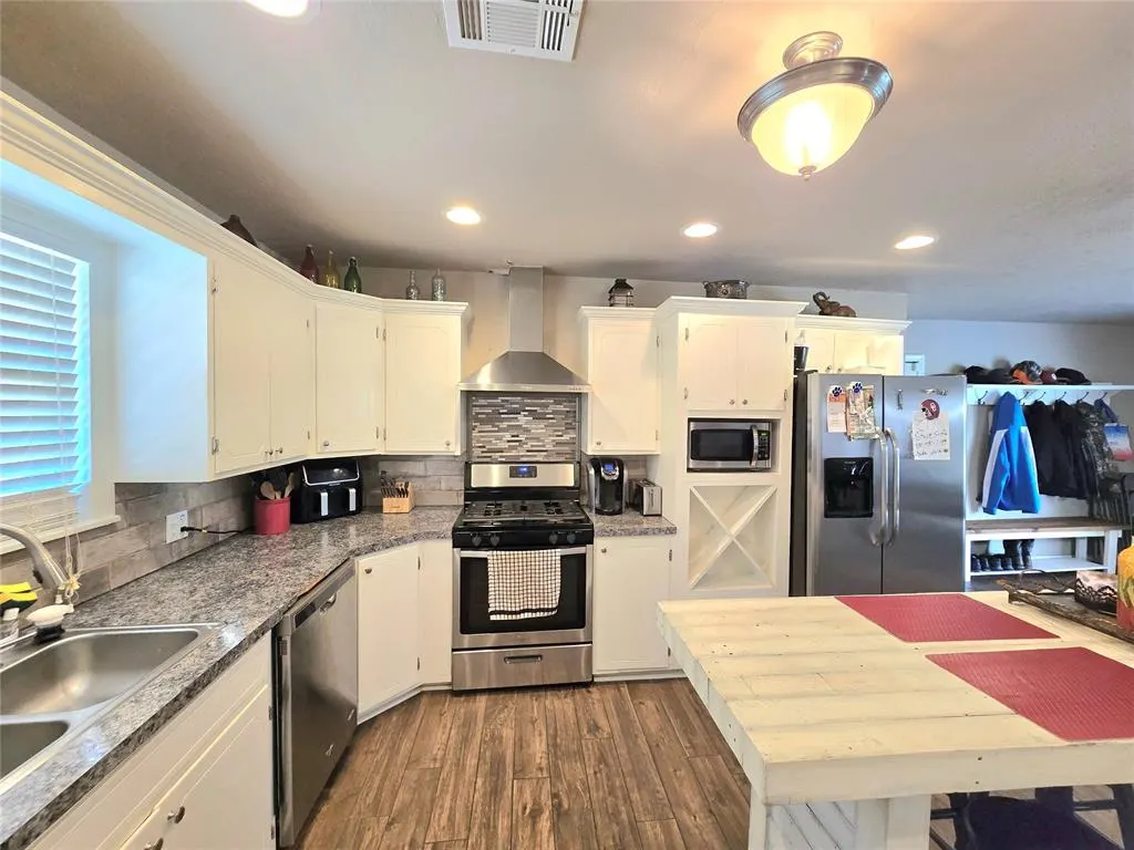 Photo 14 — 2015 Willard Drive, Altus, OK 73521