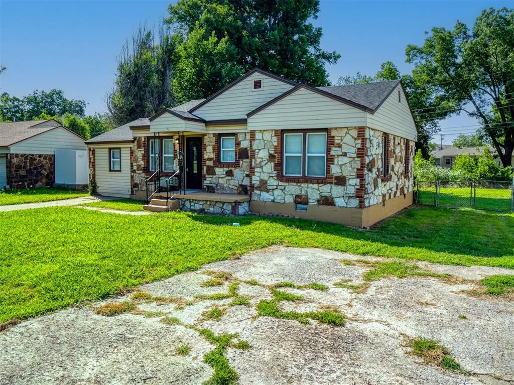 Photo 2 — 2109 SE Mickey Road, Del City, OK 73115
