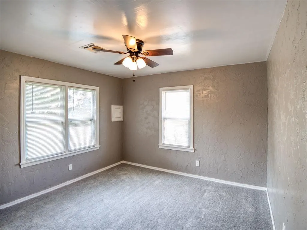 Photo 13 — 2109 SE Mickey Road, Del City, OK 73115