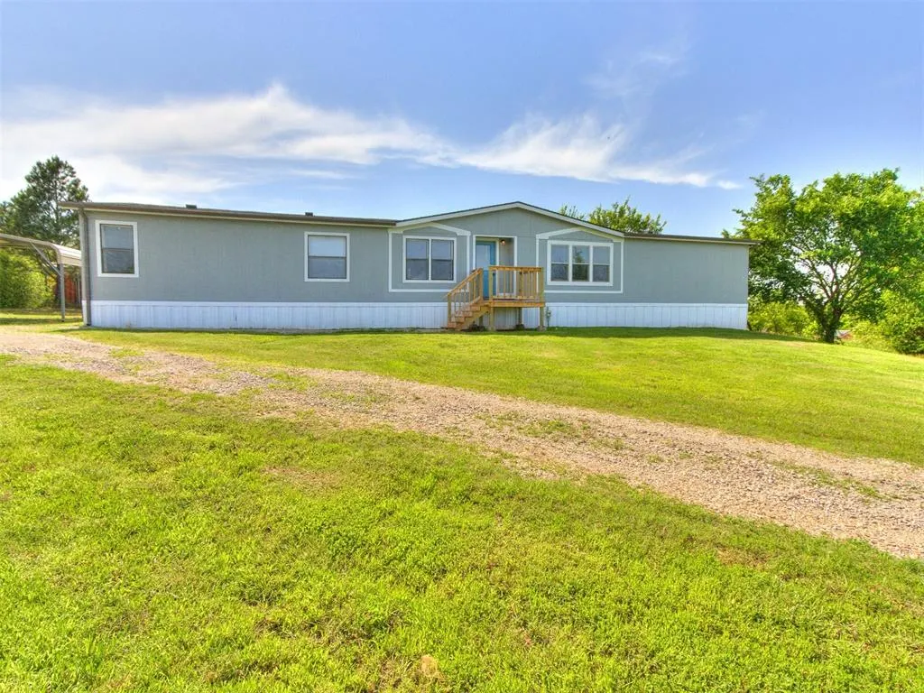 Front exterior — 17151 Rolling Meadows, Newalla, OK 74857
