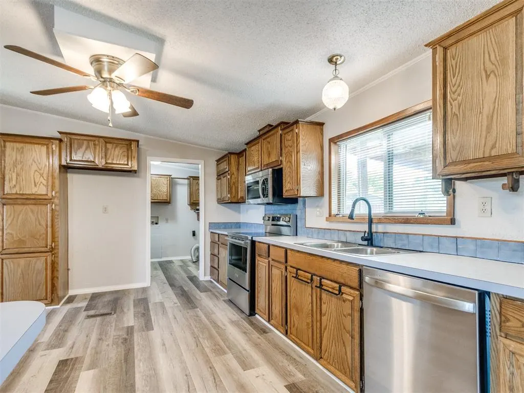 Photo 3 — 17151 Rolling Meadows, Newalla, OK 74857