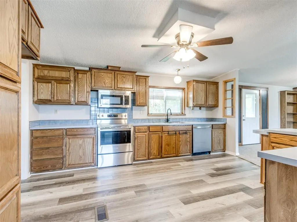 Photo 4 — 17151 Rolling Meadows, Newalla, OK 74857