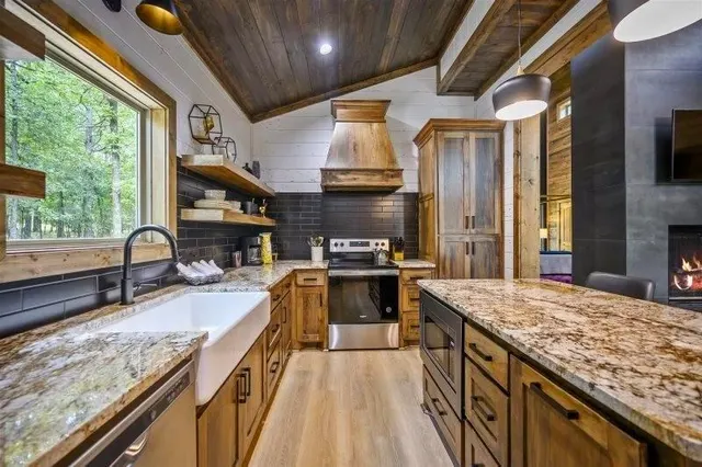 Photo 8 — 114 Sweet Apple Trail, Broken Bow, OK 74728