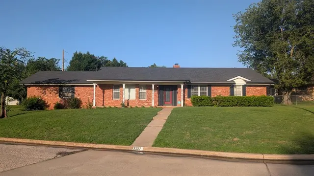 Front exterior — 3957 NW 58th Terrace, Oklahoma City, OK 73112