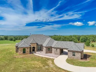 Sold home at 30202 Sleepy Hollow Drive