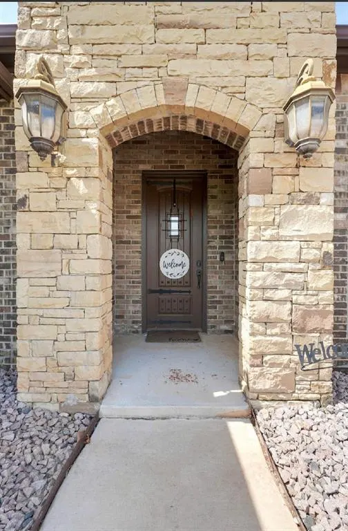 Photo 2 — 30202 Sleepy Hollow Drive, McLoud, OK 74851