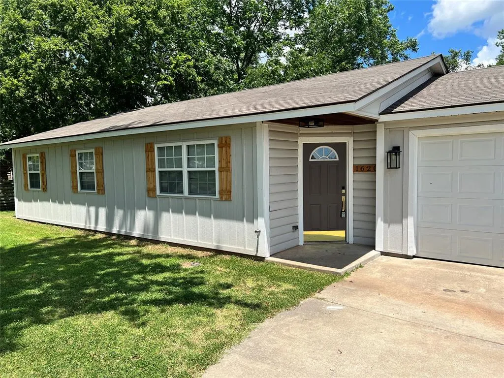 Photo 3 — 1620 Killingsworth Avenue, Seminole, OK 74868