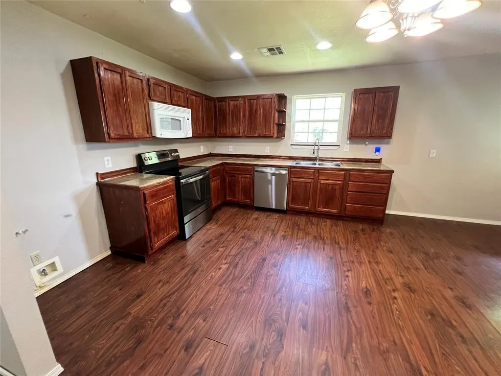 Photo 12 — 1620 Killingsworth Avenue, Seminole, OK 74868
