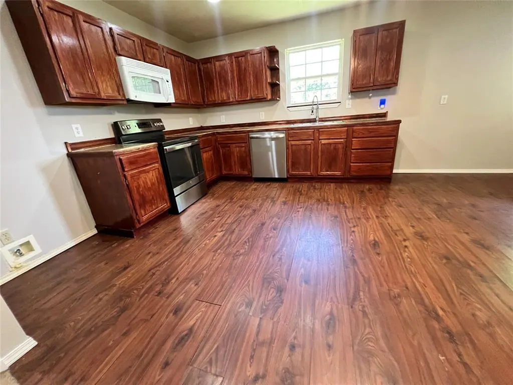 Photo 13 — 1620 Killingsworth Avenue, Seminole, OK 74868
