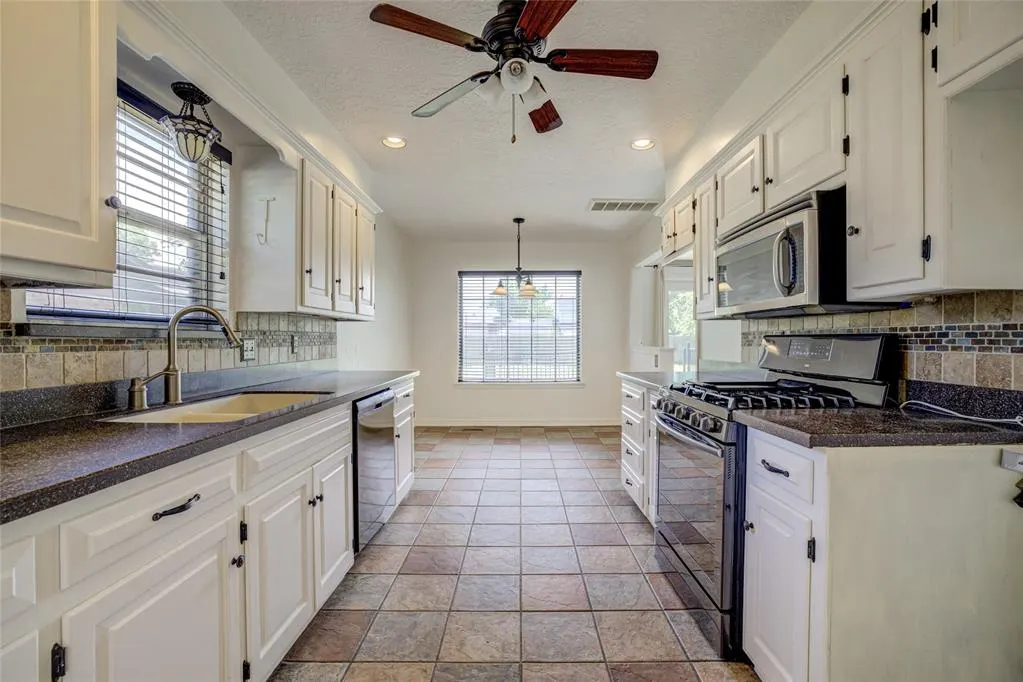 Photo 13 — 711 Westridge Terrace, Norman, OK 73069