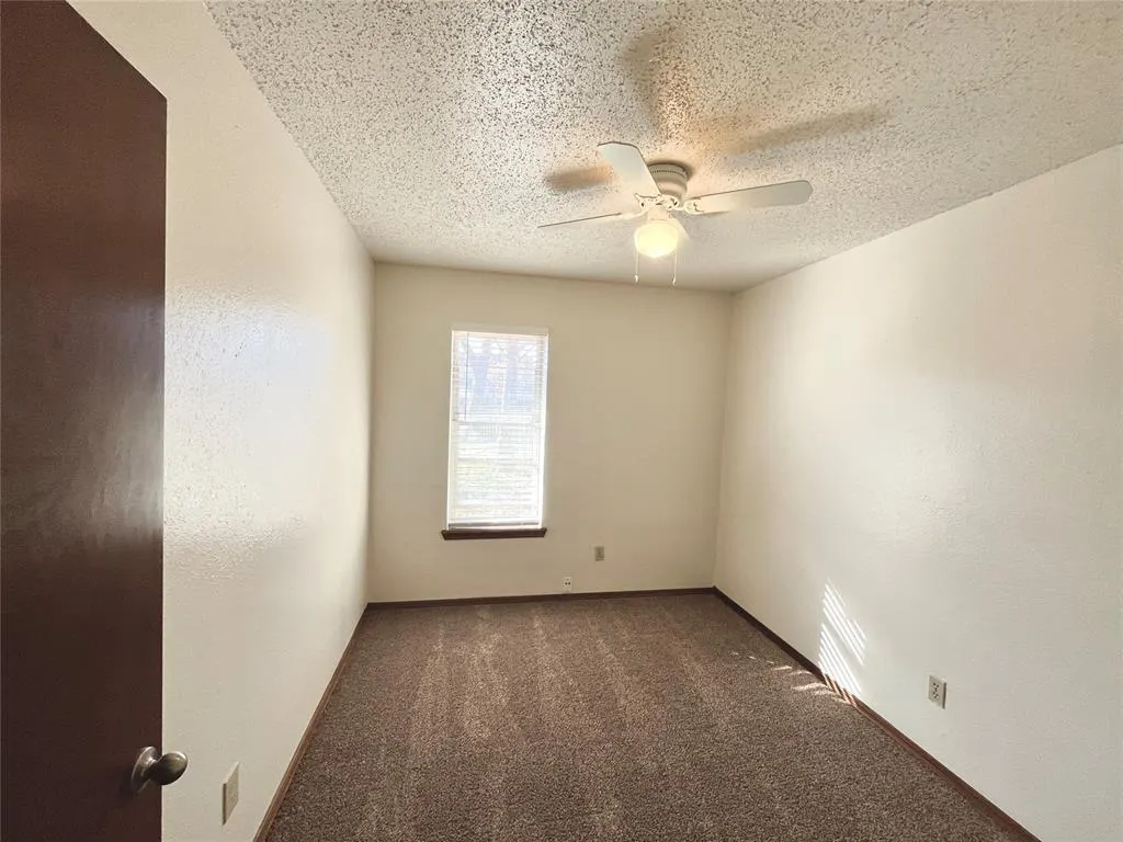 Photo 10 — 716 Smalley Drive, Norman, OK 73071