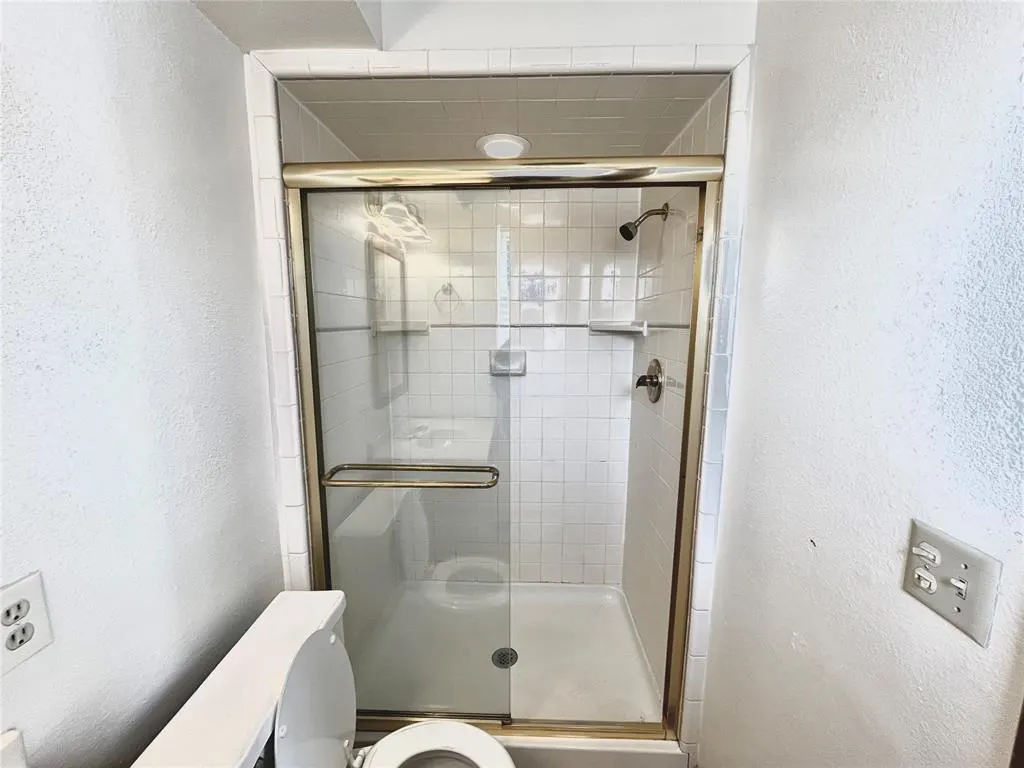 Photo 14 — 716 Smalley Drive, Norman, OK 73071