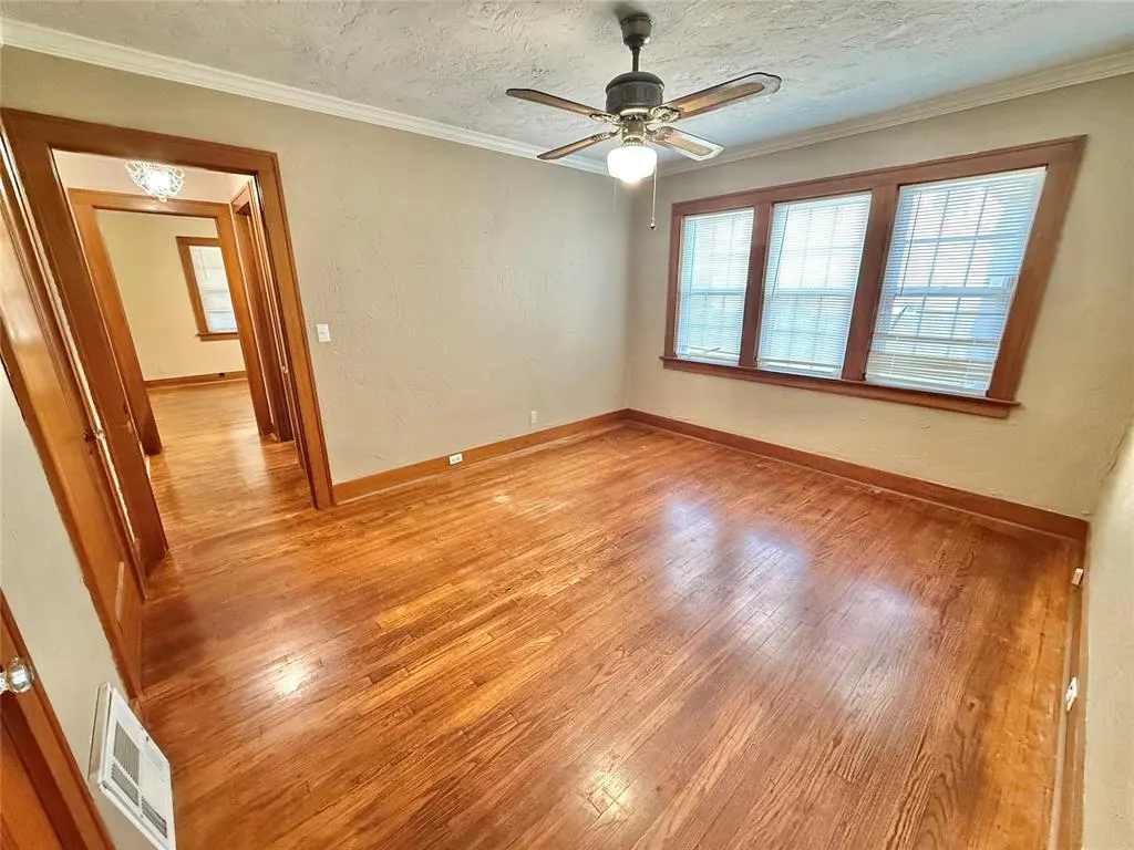 Photo 18 — 722 E Main Street, Sentinel, OK 73664