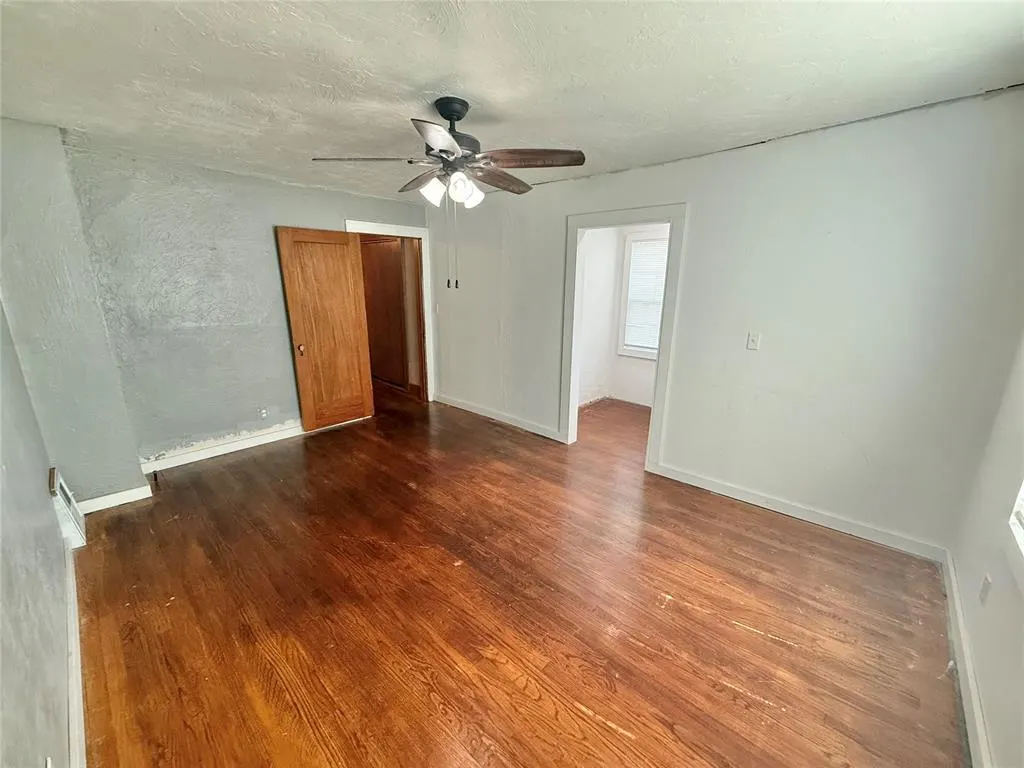 Photo 34 — 722 E Main Street, Sentinel, OK 73664