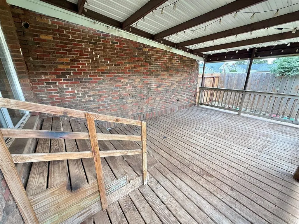 Photo 47 — 722 E Main Street, Sentinel, OK 73664