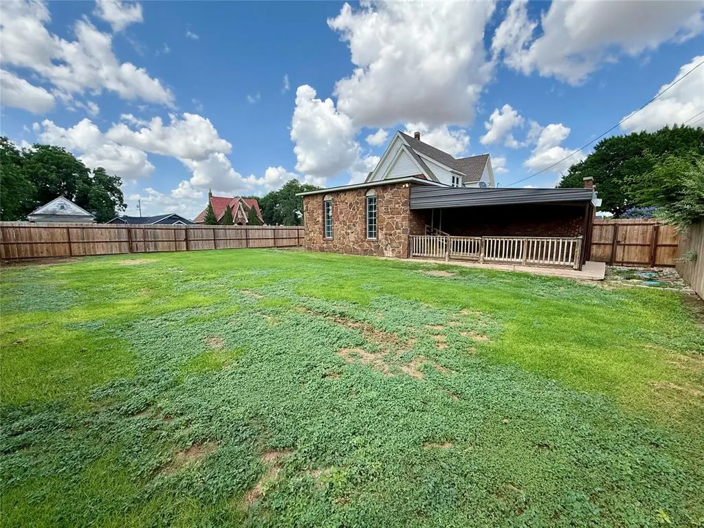 Photo 49 — 722 E Main Street, Sentinel, OK 73664
