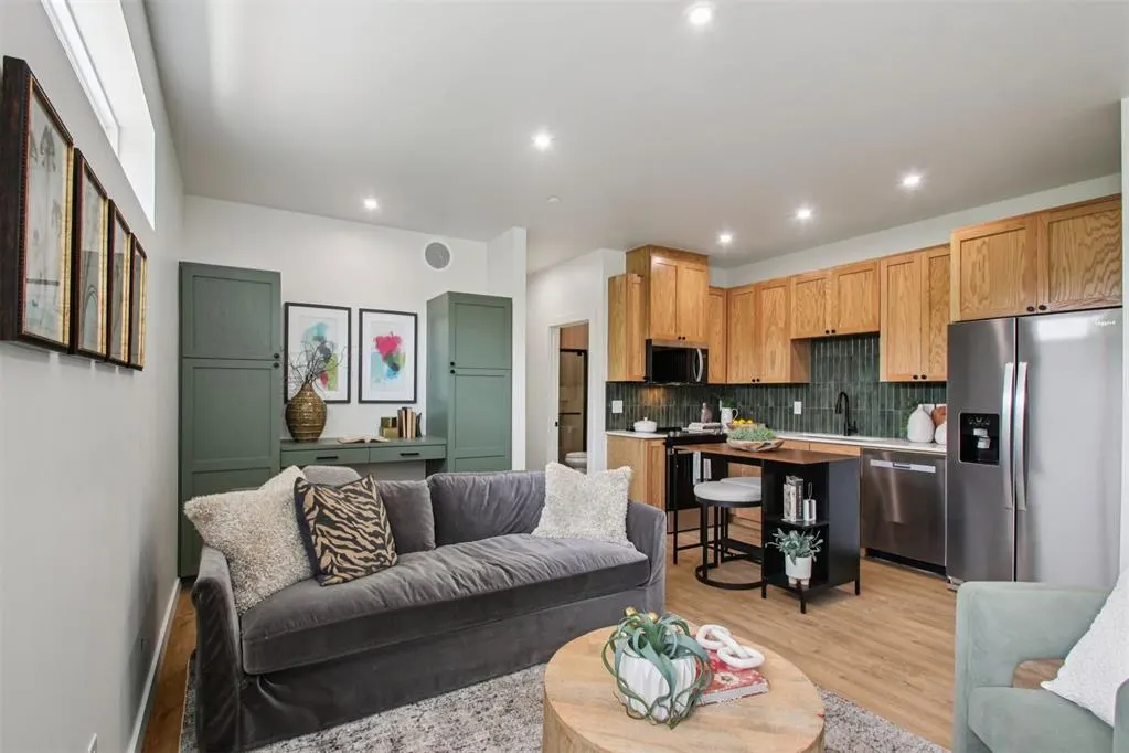 Photo 4 — 1744 NW 15th Street 2A, Oklahoma City, OK 73106