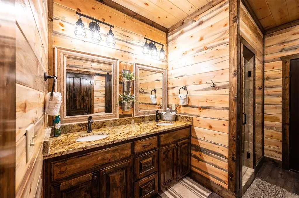 Photo 10 — 300 Bent Oak Trail, Broken Bow, OK 74728