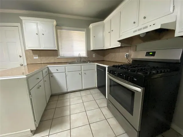 Photo 4 — 501 W 2nd Street, Edmond, OK 73003