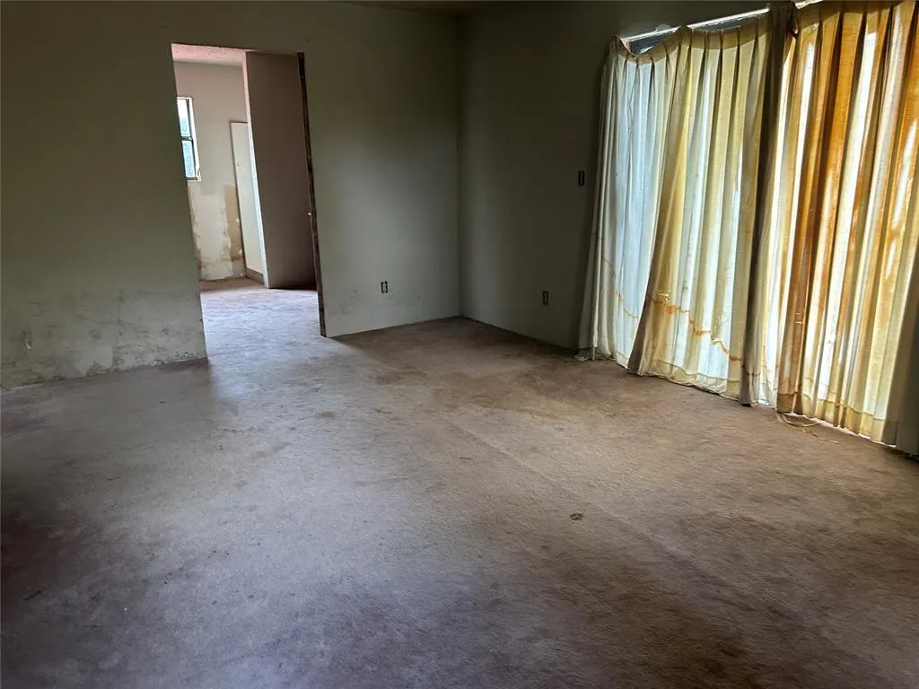 Photo 20 — 911 F Street, Snyder, OK 73566