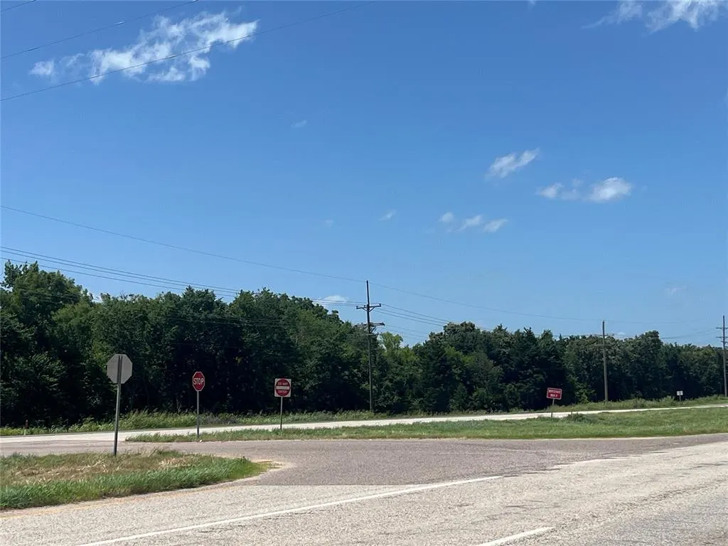 Photo 2 — 11871 N 377 Highway, Seminole, OK 74868