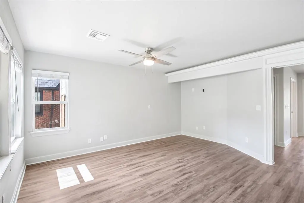 Photo 14 — 810 S Lahoma Avenue, Norman, OK 73069