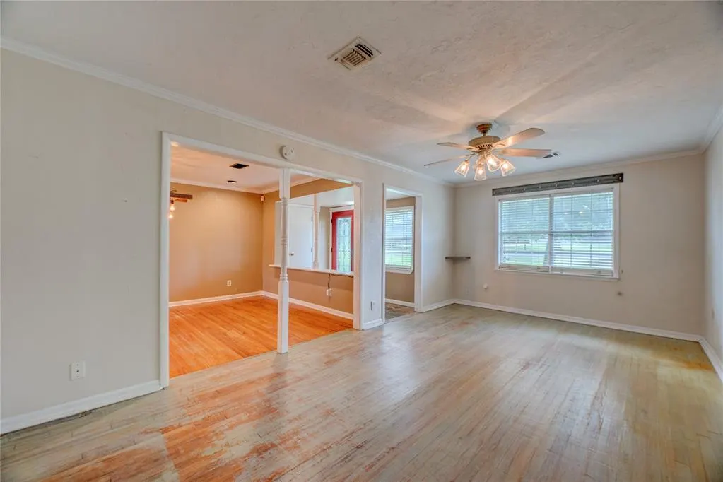 Photo 9 — 824 N Poplar Lane, Midwest City, OK 73130