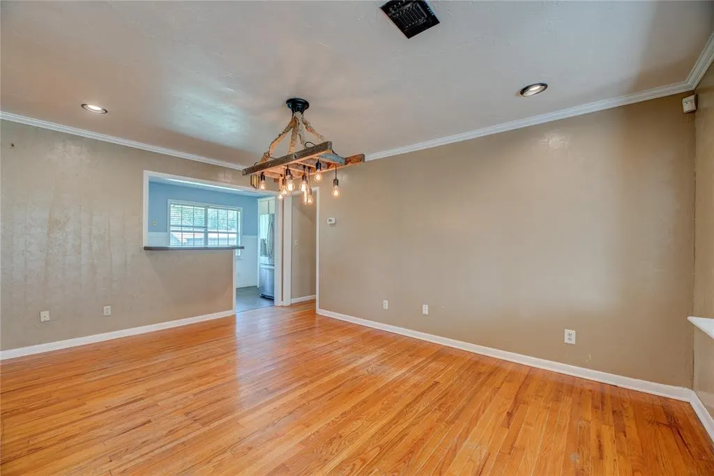 Photo 12 — 824 N Poplar Lane, Midwest City, OK 73130