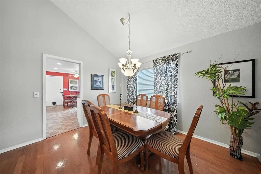 Photo 6 — 4713 N Cypress Court, Oklahoma City, OK 73162