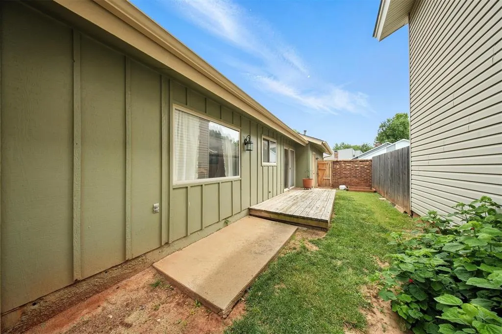 Photo 13 — 4713 N Cypress Court, Oklahoma City, OK 73162