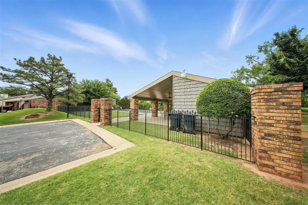 Photo 30 — 4713 N Cypress Court, Oklahoma City, OK 73162
