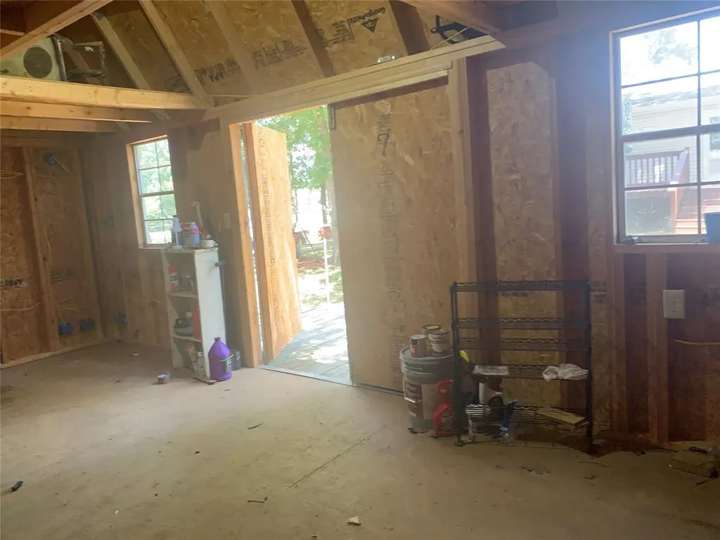 Photo 19 — 128 N Buffalo Street, Canadian, OK 74425