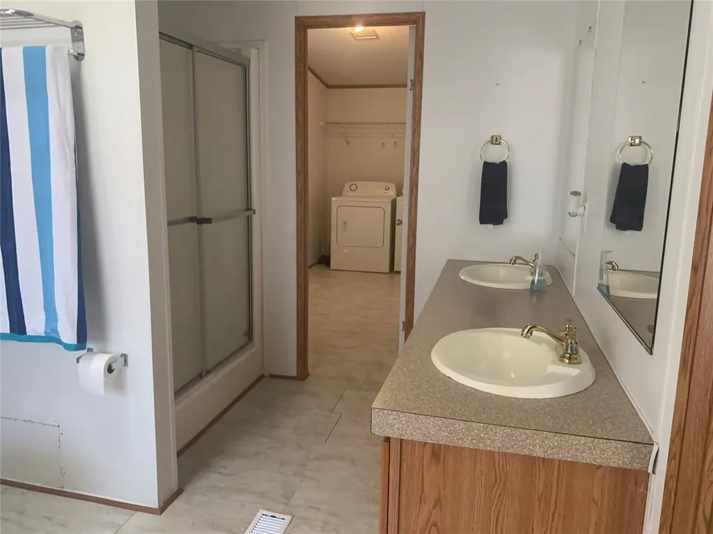 Photo 37 — 128 N Buffalo Street, Canadian, OK 74425