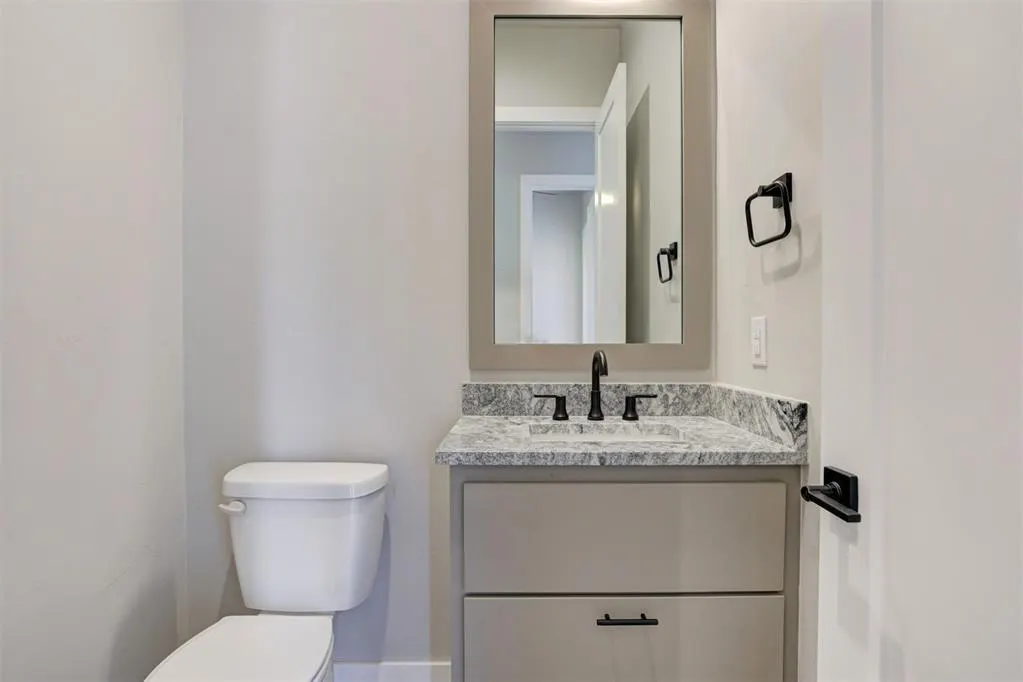 Photo 15 — 1127 NW 7th Street, Oklahoma City, OK 73106