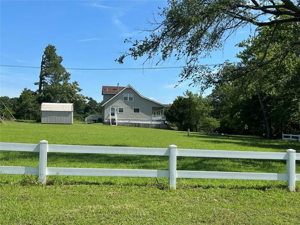 Photo 5 — 417601 E 1145 Road, Eufaula, OK 74432