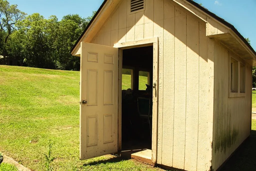 Photo 23 — 817 Park View Drive, Maysville, OK 73057