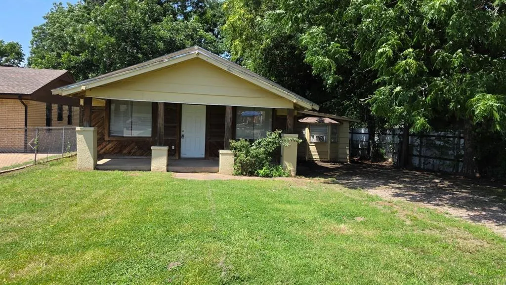 Front exterior — 1325 SW 28th Street, Oklahoma City, OK 73108