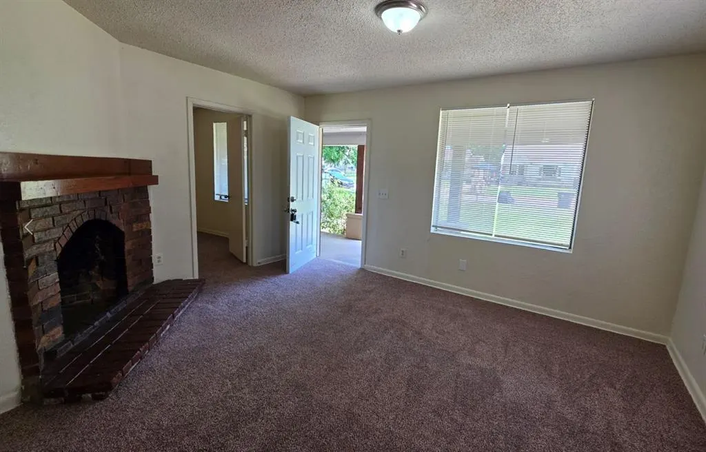 Photo 3 — 1325 SW 28th Street, Oklahoma City, OK 73108