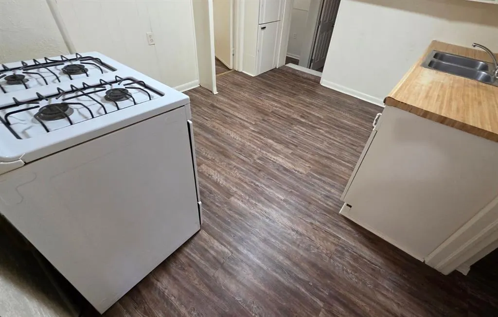 Photo 9 — 1325 SW 28th Street, Oklahoma City, OK 73108