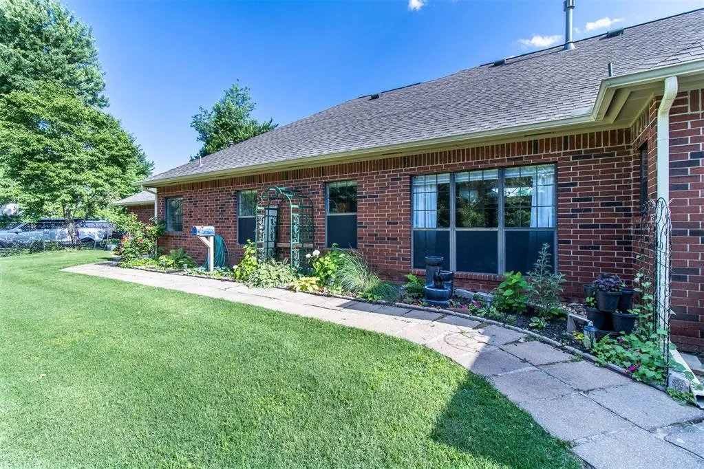 Photo 35 — 10517 SE 49th Street, Oklahoma City, OK 73150