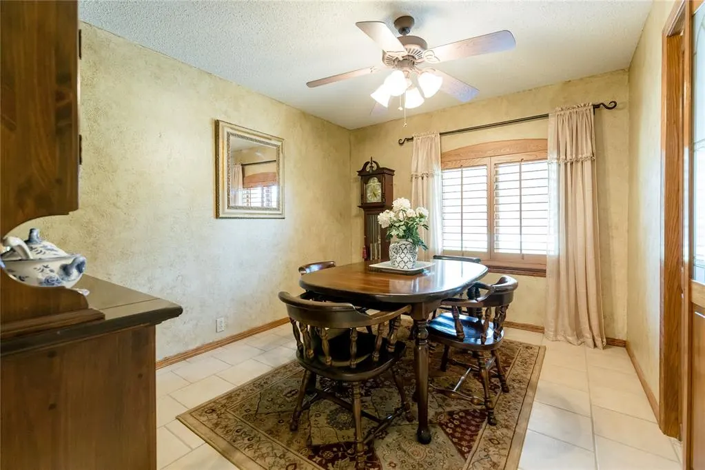 Photo 10 — 517 Garrett Street, Elk City, OK 73644