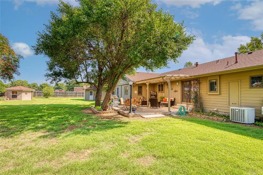 Photo 24 — 517 Garrett Street, Elk City, OK 73644