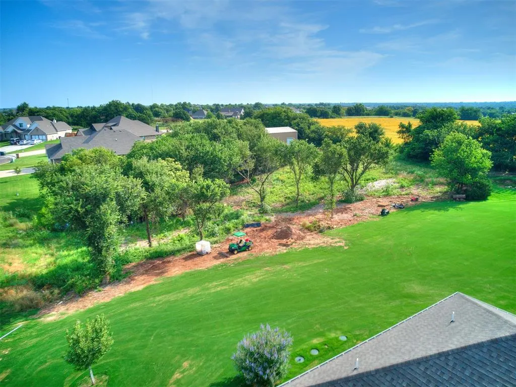 Photo 2 — 13460 Blue Star Street, Edmond, OK 73025