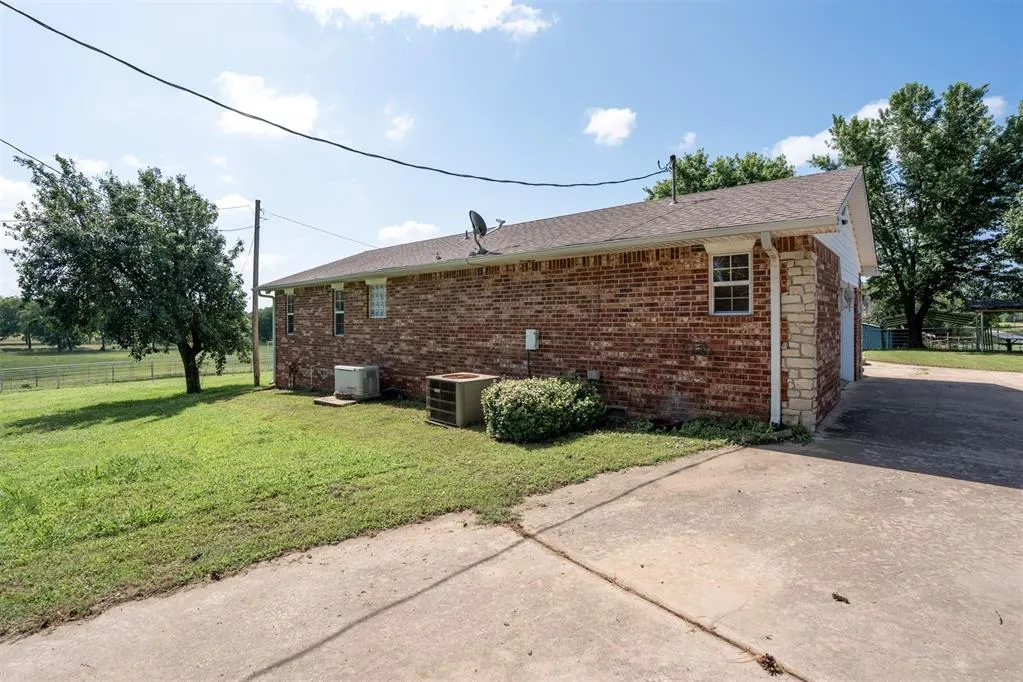 Photo 16 — 99126 N 3620 Road, Paden, OK 74860