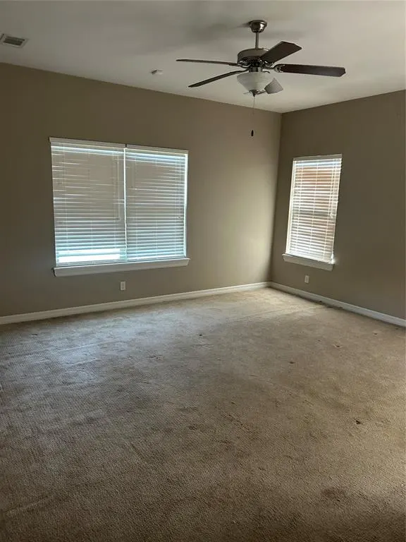 Photo 10 — 702 Bison, Enid, OK 73701